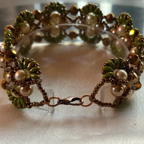 Hand crafted bracelet beige gold pearls tourmalines olive bronze beads gift box - Picture 6 of 10